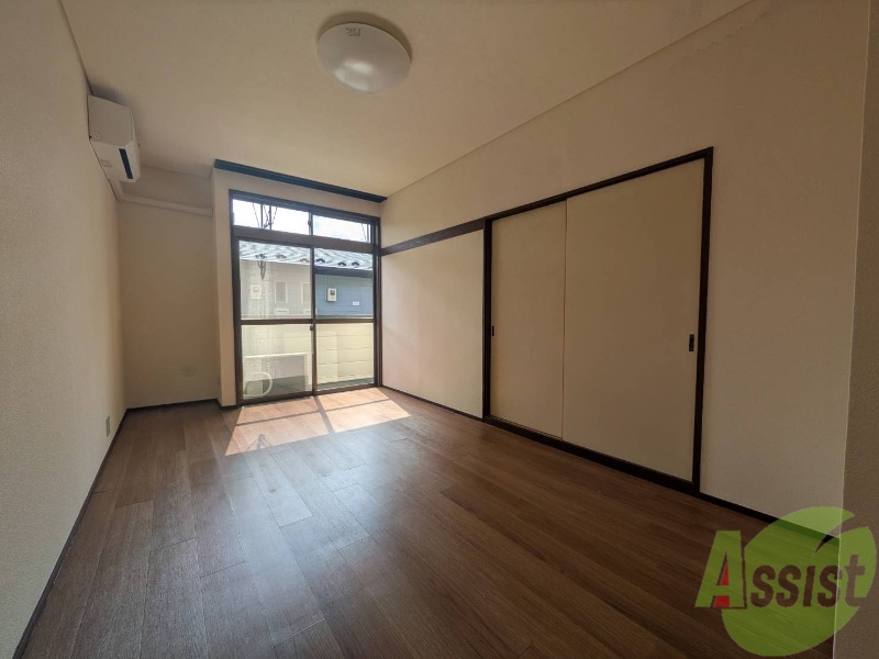 居室・リビング　お部屋はゆったり使えるサイズ感がイイ感じ。