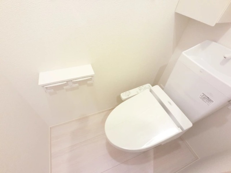 トイレ　図面と現状に相違がある場合には現状を優先