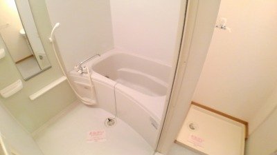 バス・シャワールーム　日々の暮らしに欠かせないお風呂です