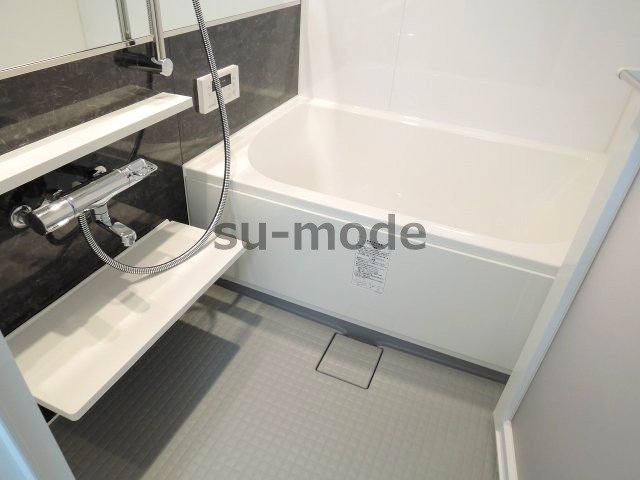 バス・シャワールーム　301号室の写真です