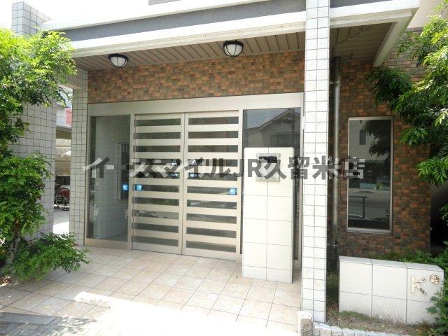 エントランス　清潔なエントランスです