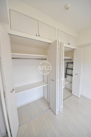 収納　エステムコート梅田・天神橋IIグラシオ　クローゼット