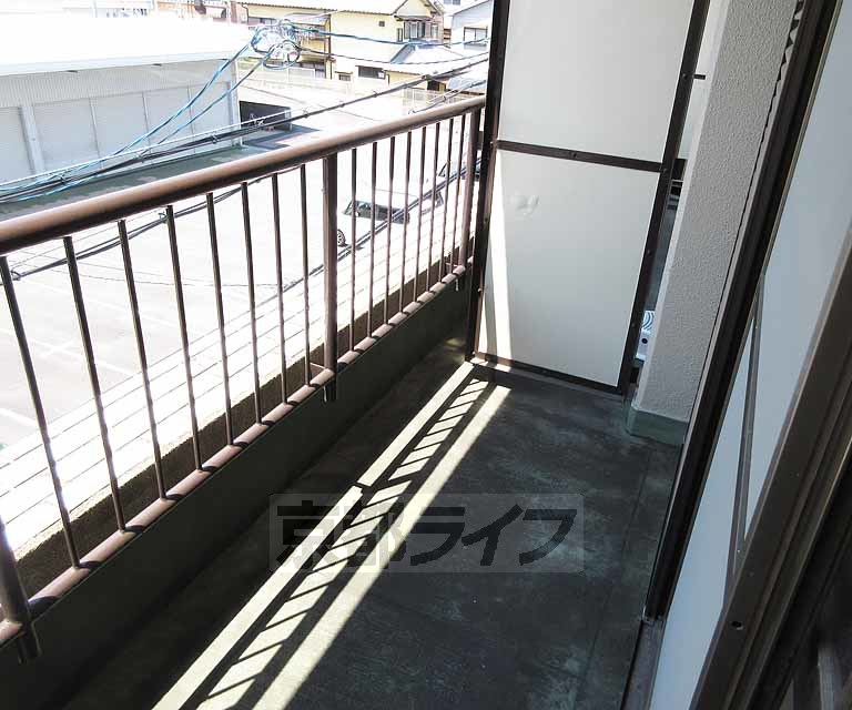 バルコニー　広いベランダです。