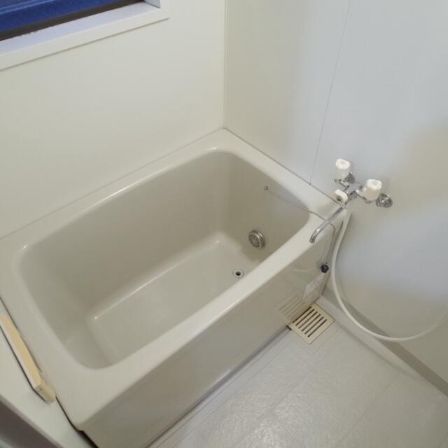 バス・シャワールーム　?