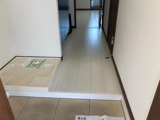 玄関　?