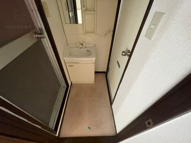 洗面設備　洗面所です