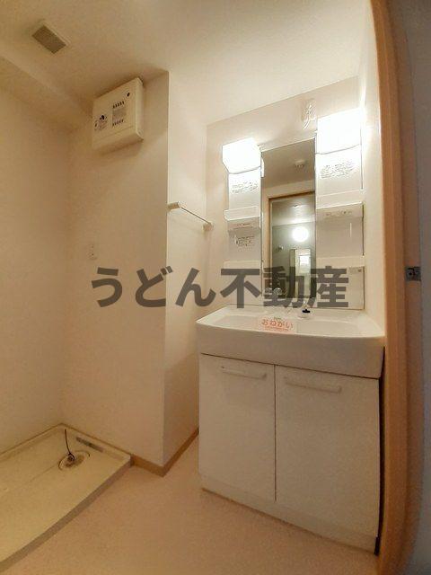 洗面設備　うどん県のお部屋探しはうどん不動産へ うどんちゃんとLINE