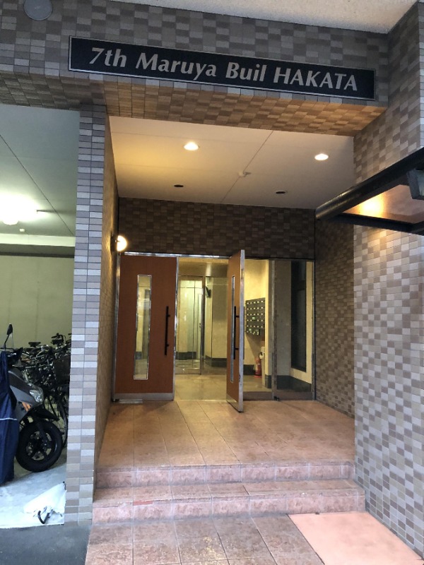 玄関　収納たっぷり