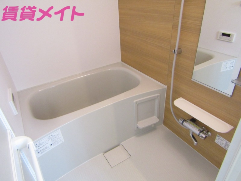 バス・シャワールーム　同タイプ部屋写真です。