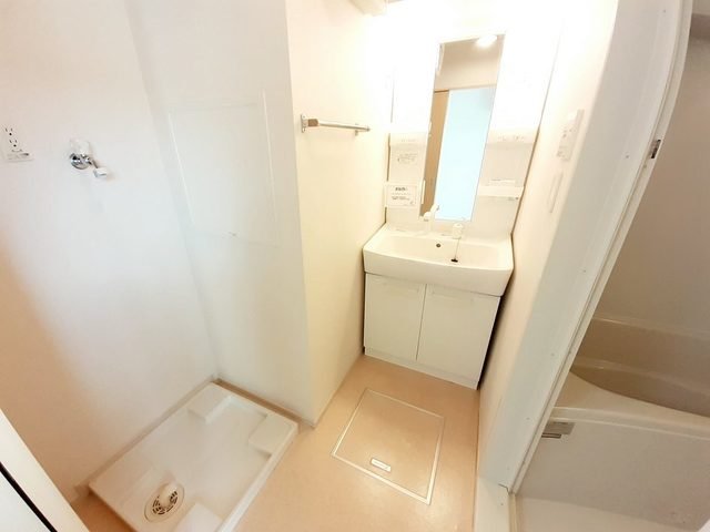 洗面設備　広い洗面スペース