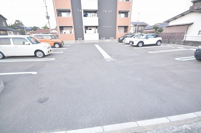 駐車場　カースペースがあります
