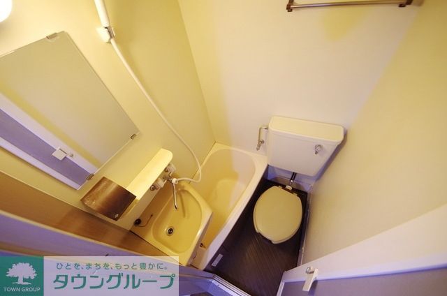 バス・シャワールーム　同建物別号室