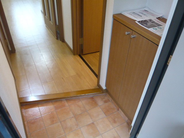 玄関　落ち着いた玄関です