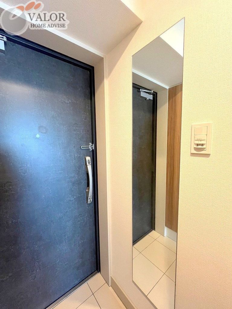 玄関　別号室タイプ