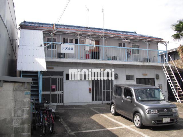 建物外観　２階建てです。