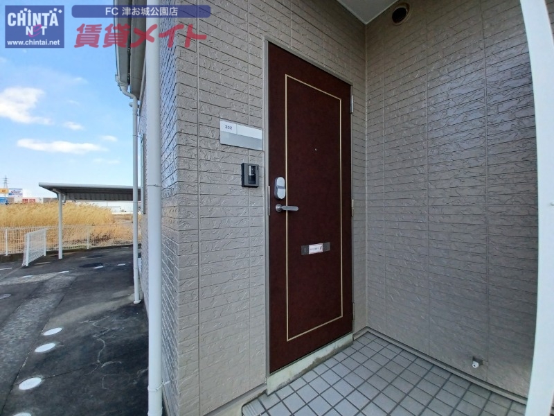 玄関　別部屋参考写真です