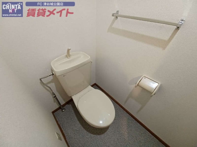 トイレ　別部屋参考写真です