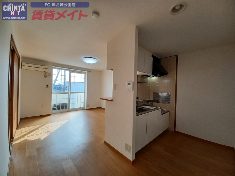 居室・リビング　別部屋参考写真です