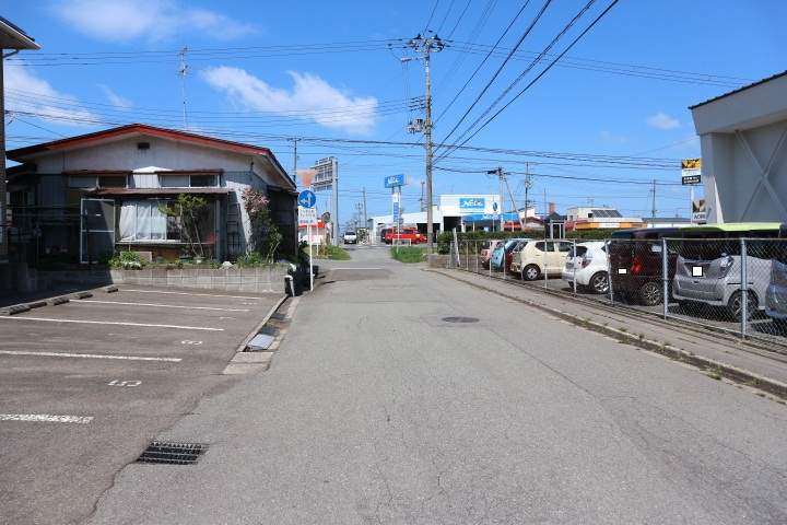 その他　前面道路（その他）まで0m