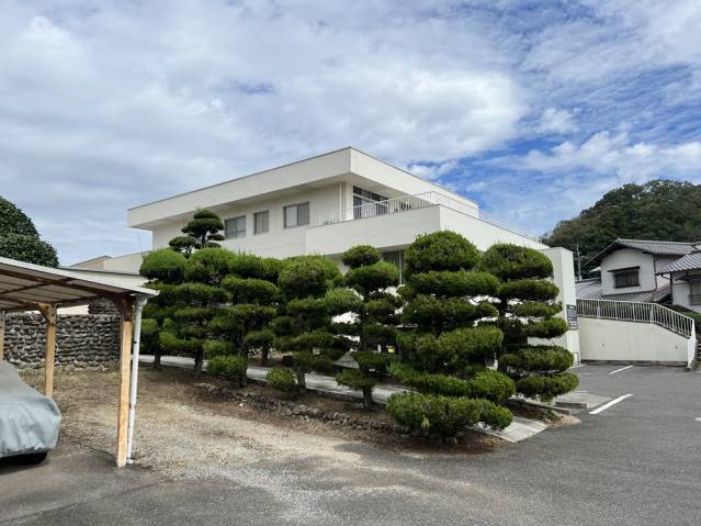 病院　粟井内科医院（病院）まで415m