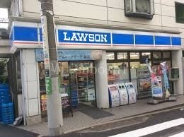 コンビニ　ローソン笹塚駅前店（コンビニ）まで130m