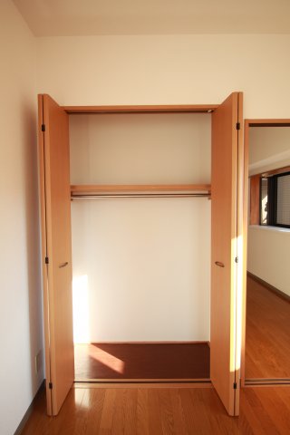 収納　（同タイプ参考写真）ソフィアコート　北区田端新町1