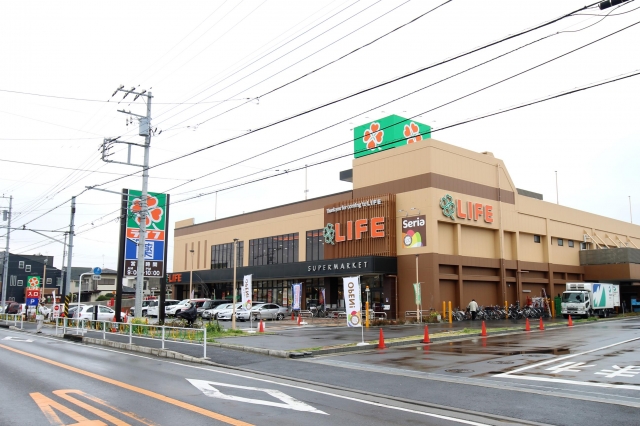 スーパー　ライフ上鶴間店（スーパー）まで253m