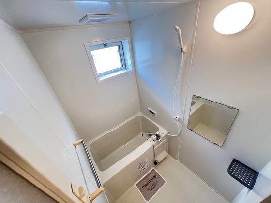 バス・シャワールーム　※別部屋の写真です