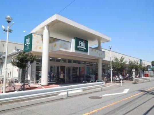 スーパー　Fuji馬場店（スーパー）まで440m