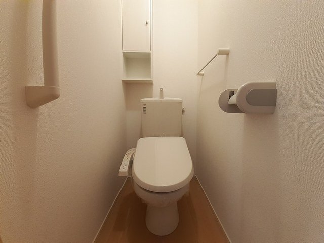トイレ　シンプルで使いやすいトイレです