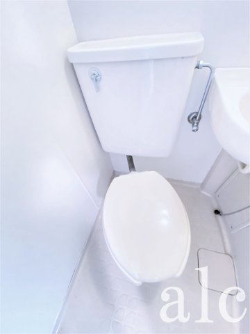 トイレ　清潔感のあるトイレです