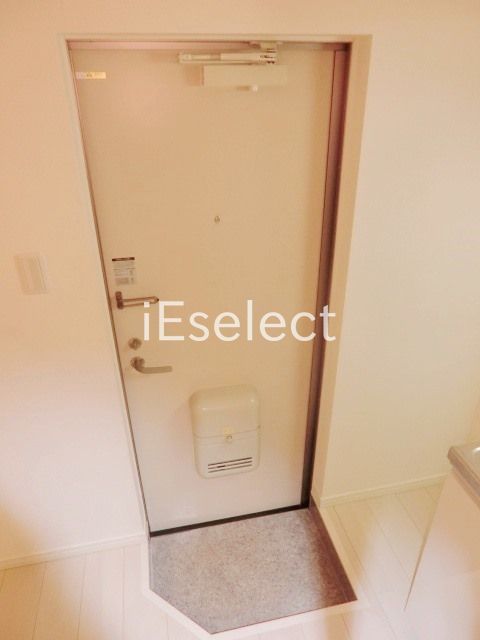 玄関　シューズボックス付きの玄関です