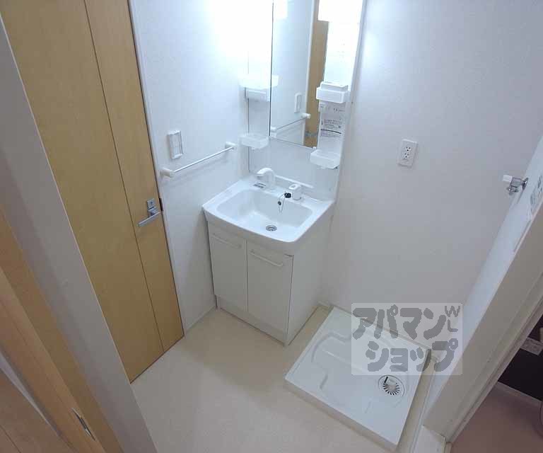 洗面設備　洗面脱衣場の写真です。