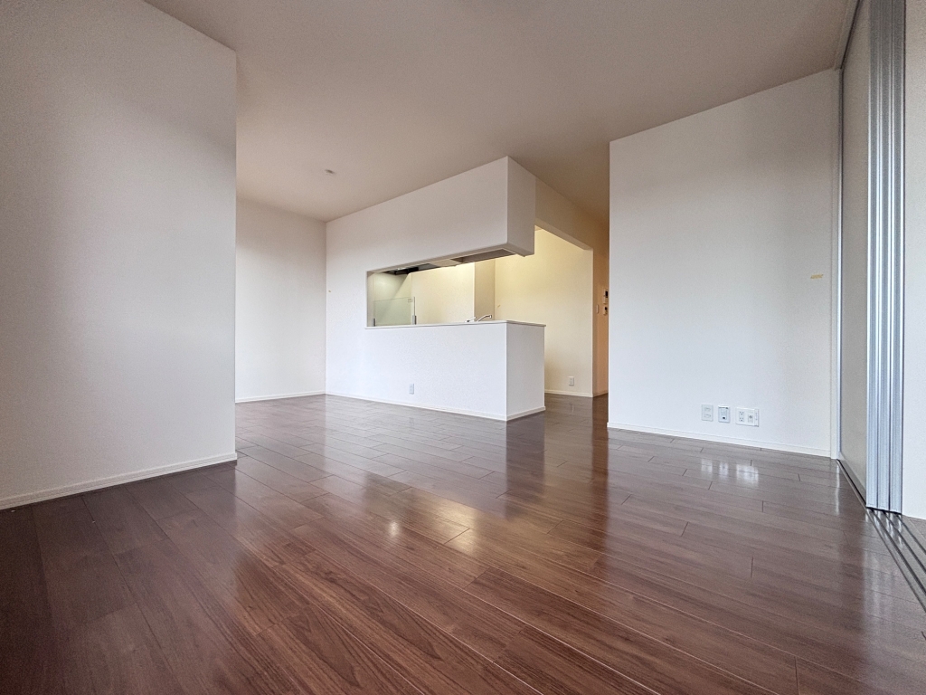 LOOP RESIDENCEの居間写真