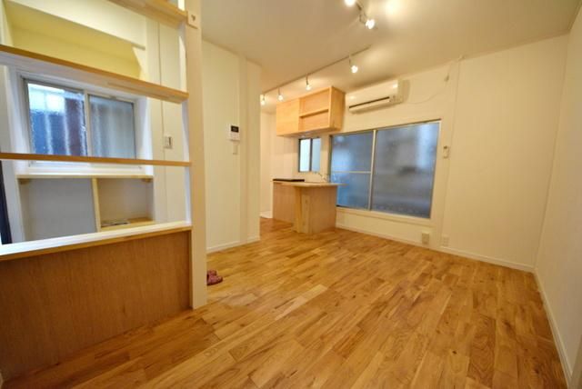 居室・リビング　別部屋参考写真