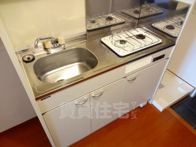 キッチン　同建物　別部屋