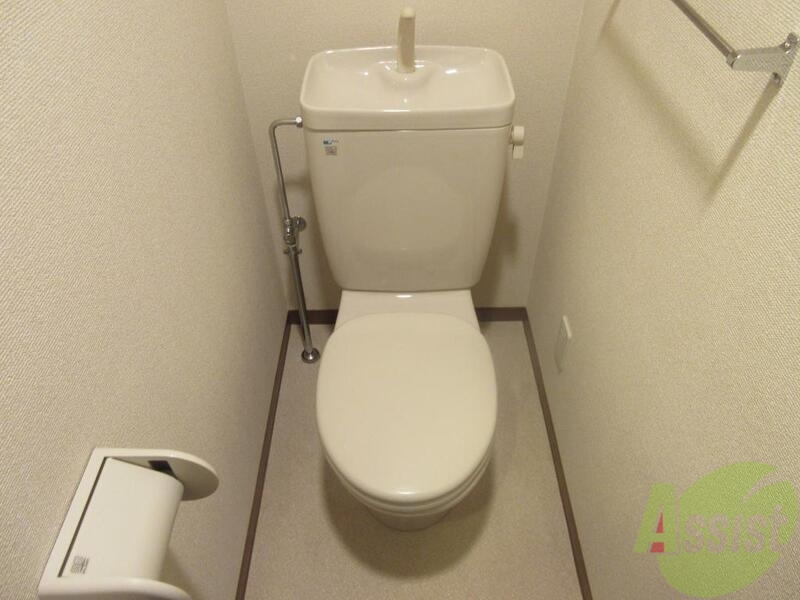 トイレ　シンプルなトイレです