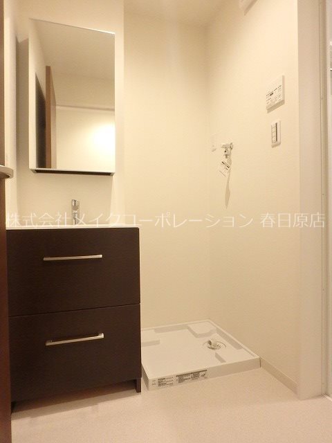 洗面設備　写真は同型タイプ