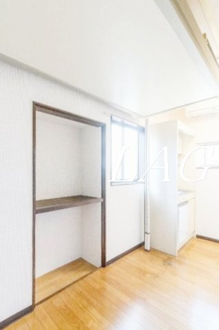 居室・リビング　洋室のお部屋です。