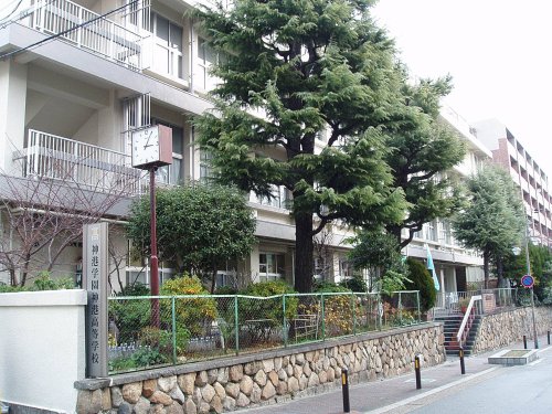 高校・高専　私立神港学園高校（高校・高専）まで2310m