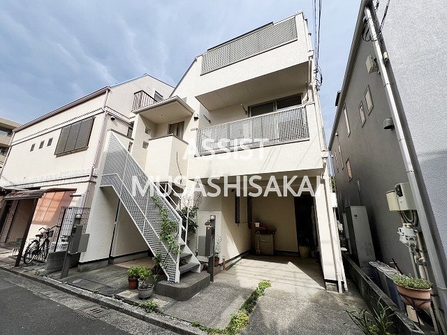 建物外観　お電話でお問合わせ頂けますと、よりスムーズにご対応出来ます♪