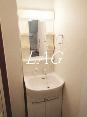 洗面設備　洗面台です。