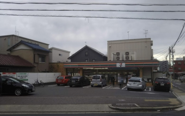 コンビニ　セブンイレブン 名古屋仲田1丁目店（コンビニ）まで438m