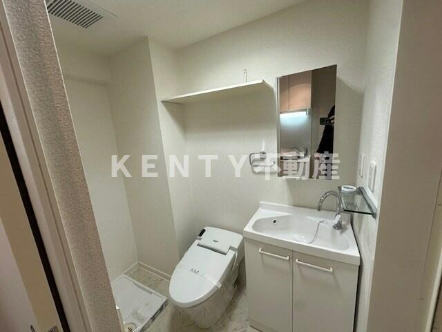 トイレ　清潔感のあるトイレです