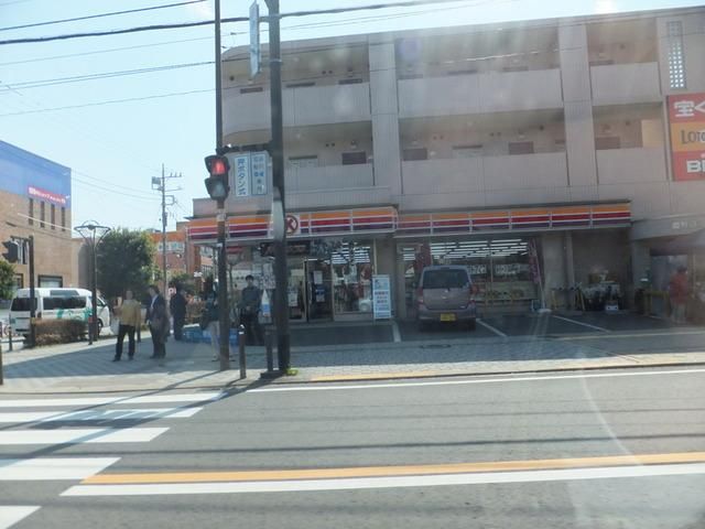 コンビニ　サンクス（コンビニ）まで200m