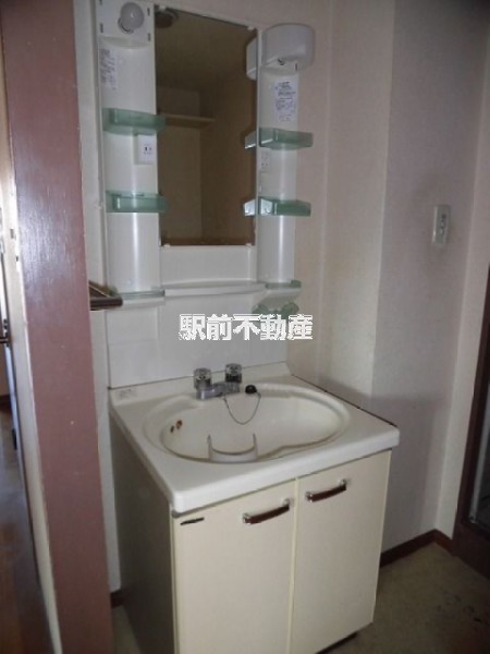 洗面設備　写真は別部屋