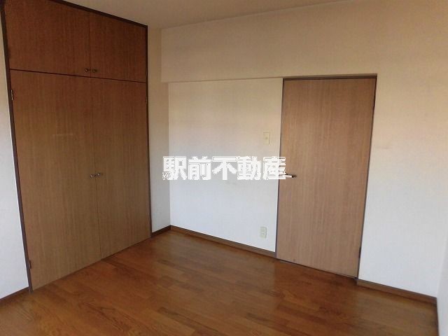 収納　写真は別部屋