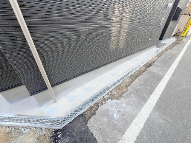 駐車場　敷地内には入居者専用の駐輪スペースもあります。