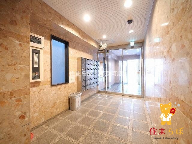 エントランス　共用部の印象も大切に