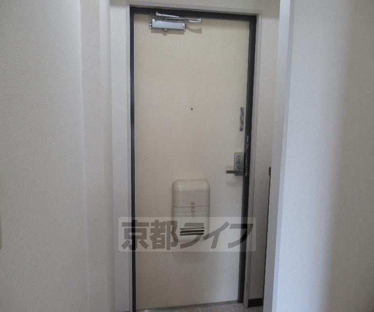 その他設備　キッチン上の収納スペースです。